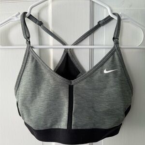 Nike Women's Heather Gray and Black Sports Bra Small